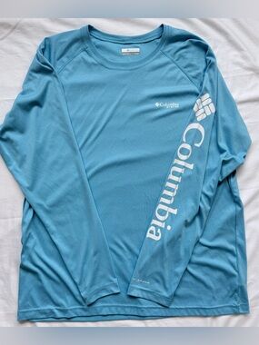 Columbia Long Sleeve Performance Tee - Light Blue